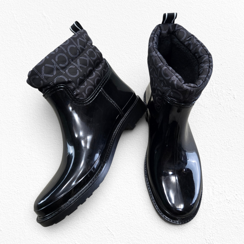 Calvin Klein Sonya Black Faux Fur Lined Logo Ankle Rain Boots Size 6 KCSONYA
